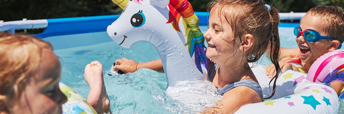 Jouet gonflable piscine : les jeux indispensables pour votre baignade