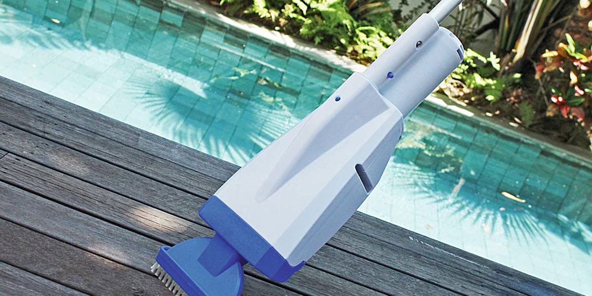 Kit de nettoyage et entretien Bestway pour piscine - Aspirateur